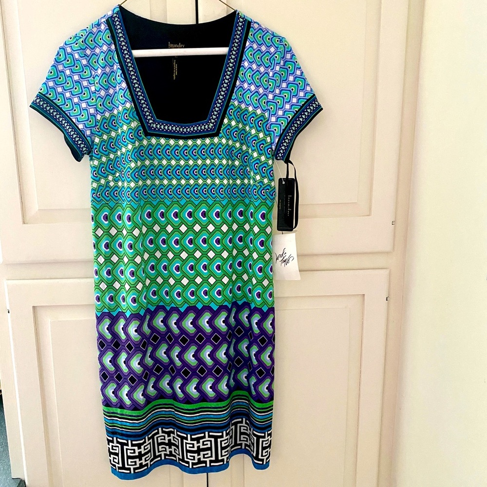 Laundry by Shelli Segal cap-sleeve dress NWT.